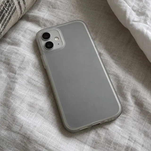 iPhone 霧面磨砂手機殼