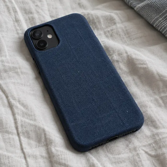 iPhone 海軍藍布面手機殼